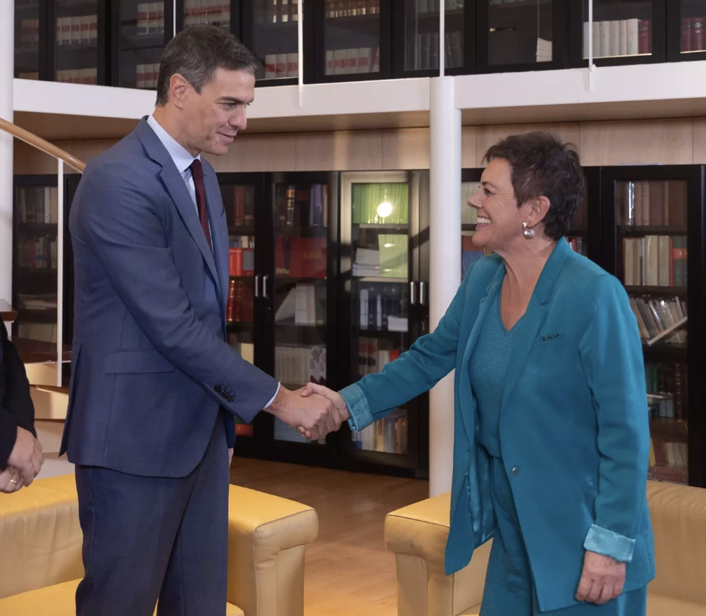 El PSOE entrega ahora Pamplona a los proetarras de Bildu – Dolça Catalunya